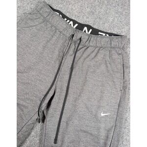 Nike Dri Fit Attack Training Pants Mens Medium Gray Joggers Athletic Lightweight